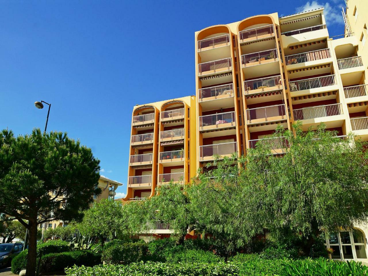 Le Capitole-9 By Interhome Appartamento